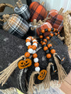 CA-4773 - OW Pumpkin Cutout Tassel